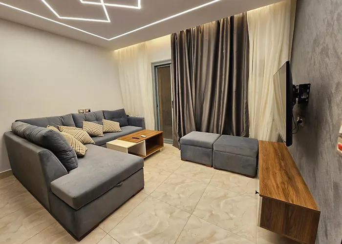Apartment 100c A4 *